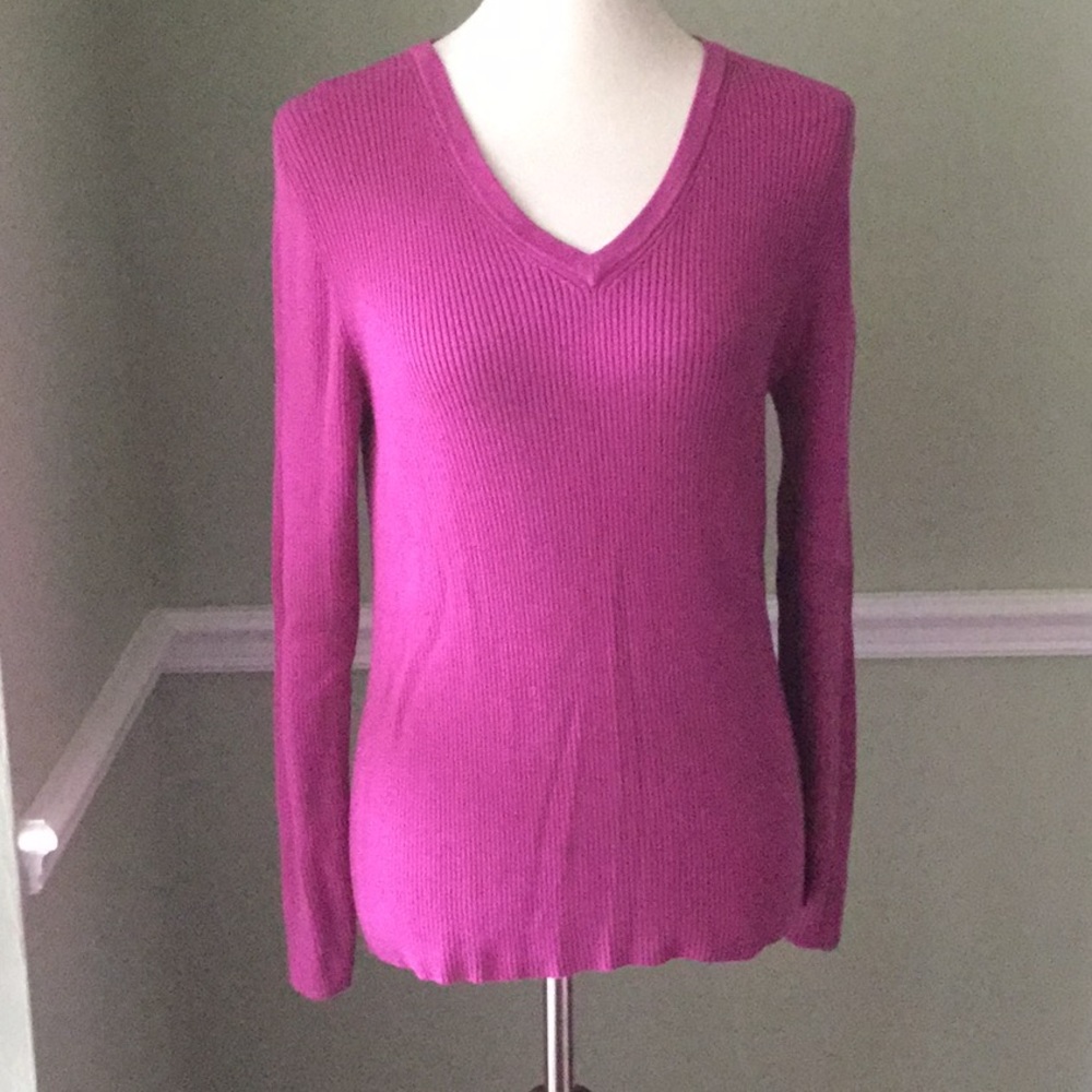 Moda International FuchsiaV-Neck Rib-Knit Top SZXL